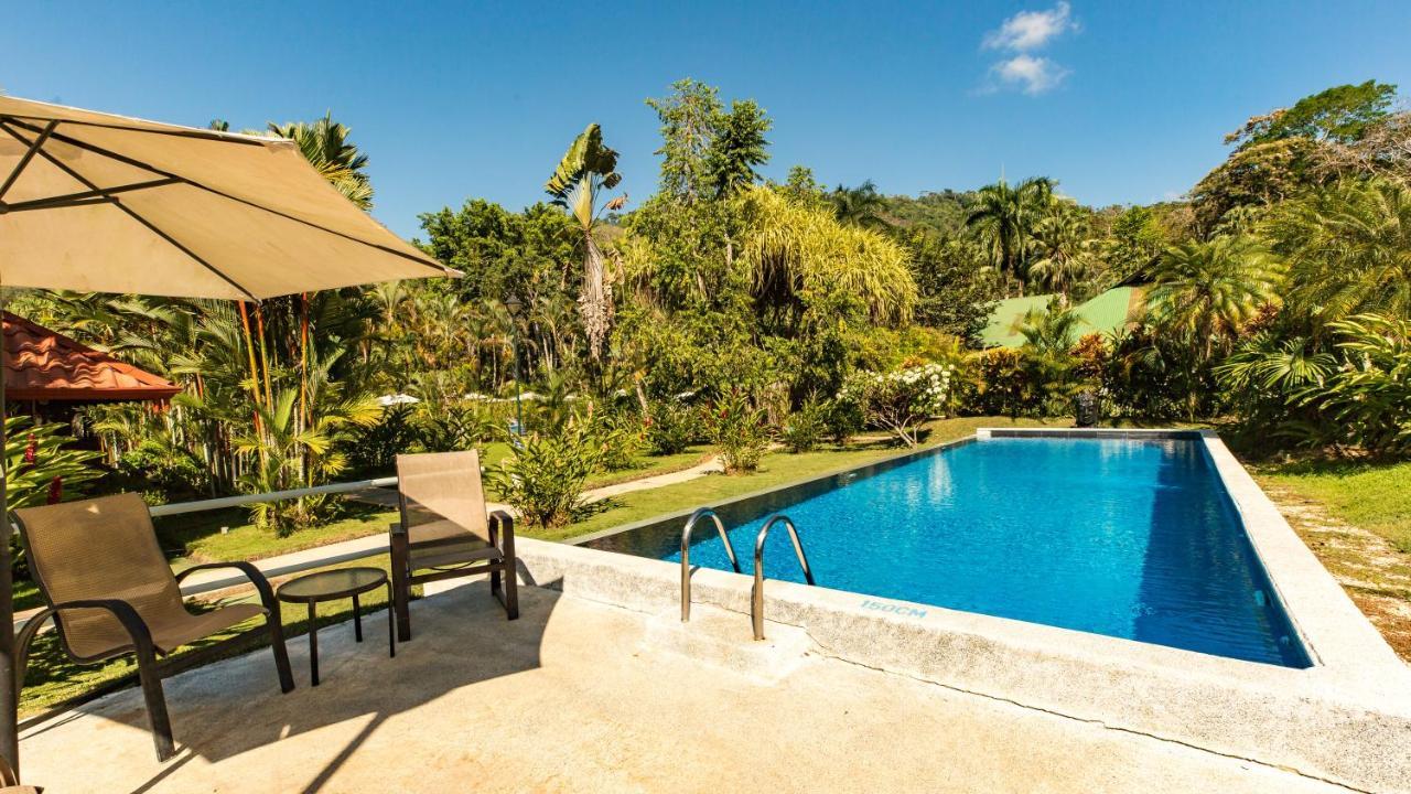 Hotel Villas Rio Mar Dominical Bagian luar foto