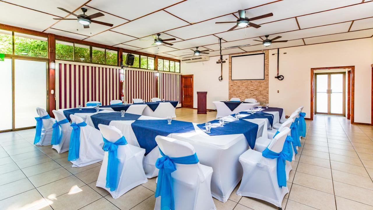 Hotel Villas Rio Mar Dominical Bagian luar foto