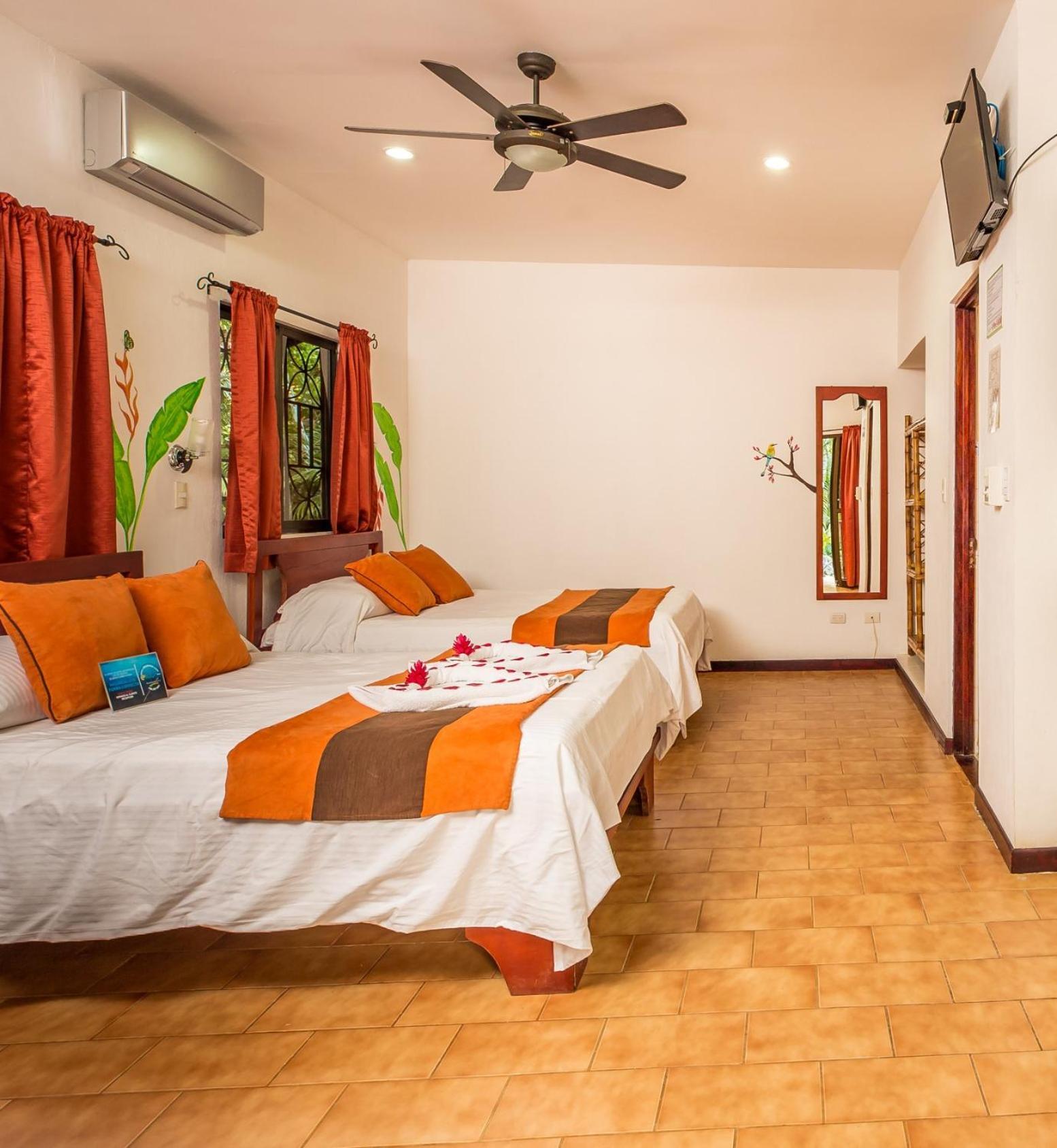 Hotel Villas Rio Mar Dominical Bagian luar foto